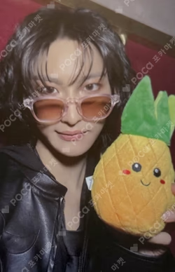 GOLDEN HOUR : Part.3 THIRST Ver. hello82 Exclusive