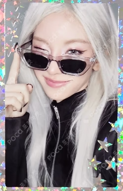 Girls Will Be Girls BOX Ver. YEJI photocard image