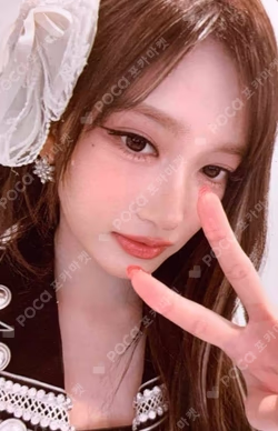 IVE EMPATHY IDOUSTAGE LEESEO photocard image