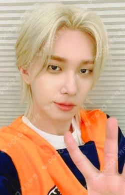 DUH! SOUND WAVE THEO photocard image