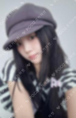 bomb GLLIT ver. UNIVERSAL WONHEE photocard image