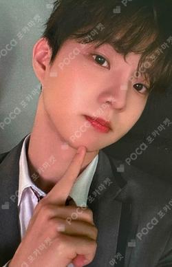 THE BOYZ FAN-CON THE B LAND WOOL BLANKET Q photocard image