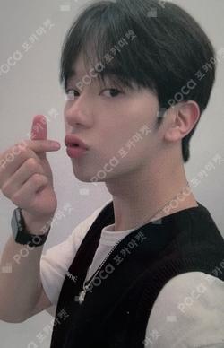 VAMOS JUMP UP YECHAN photocard image