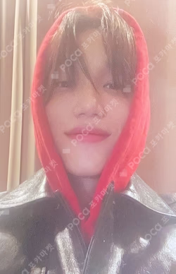 Peaches Kisses ver. KAI photocard image