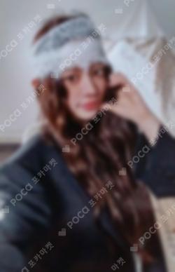 bomb TOWER RECORD LUCKY DRAW MINJU photocard image