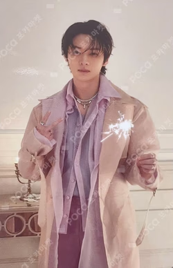 Hollow LIMITED B LEE KNOW photocard image
