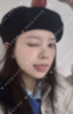 bomb GLLIT ver. MOKA photocard image