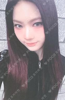 [S] Official Fancafe Event ISA photocard image