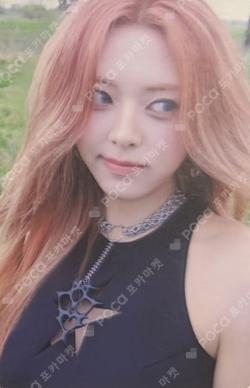 Girls Will Be Girls MAKESTAR YUNA photocard image