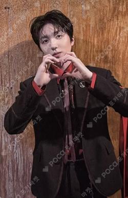 2025 SF9 LIVE FANTASY #5 LOVE DAWN RANDOM TRADING PHOTO CARD SET