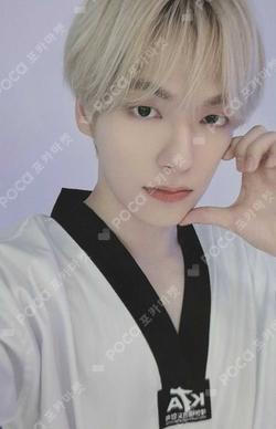 2023 C9 POP-UP STORE TRADING CARD WISH photocard image