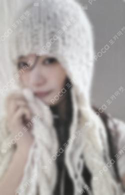 ILLIT MOKA photocard image