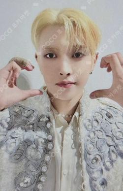 GOLDEN HOUR : Part.2 MAKESTAR LUCKY DRAW in Europe HONGJOONG photocard image