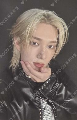 DUH! POP-UP STORE MAGSAFE CARD CASE THEO photocard image