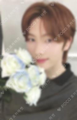 TRY WITH US YIZHIYU YOUNGJAE photocard image