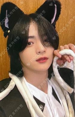 UNDENIABLE JUMP UP Hong Sung Min photocard image