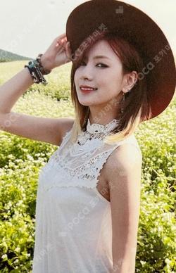 Pink MEMORY HaYoung photocard image