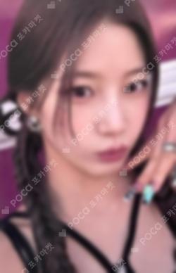 DIFFERENT Standard Edition KAZUHA photocard image