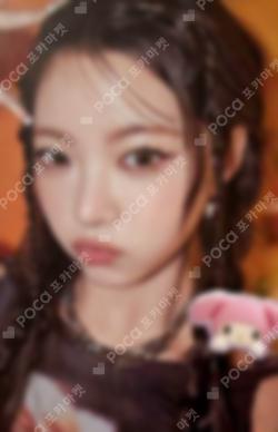 DIFFERENT LIMITED MY MELODY & KUROMI Ver. HONG EUNCHAE photocard image