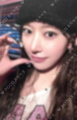 LE SSERAFIM SAKURA photocard image