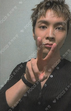 WALK KLOOK JOHNNY photocard image