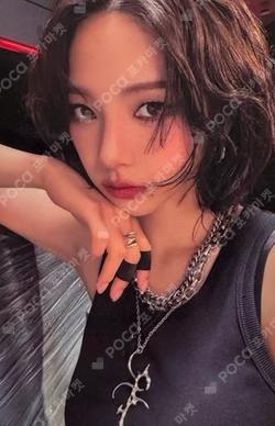 Dirty Work Dirty Case Ver. Amazon KARINA photocard image