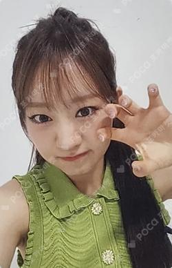2024 KISS OF LIFE FAN-CON KEY OF FACTORY RANDOM PHOTOCARD JULIE photocard image