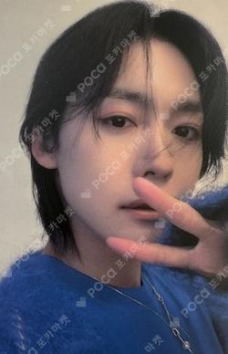 HOLIDAY APPLEWOOD JINU photocard image