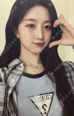 GUESS X NMIXX POP-UP STORE HAEWON photocard image