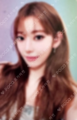 2025 LE SSERAFIM TOUR 'EASY CRAZY HOT' IN JAPAN SHIRT SAKURA photocard image