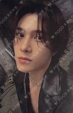 Golden Age Archiving Ver. Japan Exclusive Ver. HENDERY photocard image