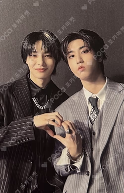 合 (HOP) Barnes & Noble Exclusive