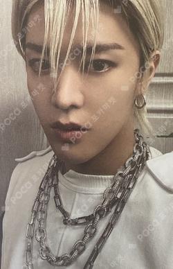 Ay-Yo Target Exclusive YUTA photocard image