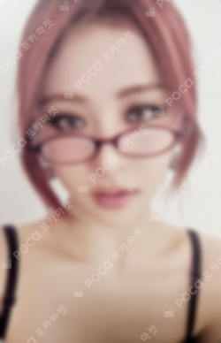 LESSERAFIM crazy ユンジン hello82 クリスマストレカ Pocamarket, LE SSERAFIM HUH YUNJIN CRAZY hello82 Exclusive K-pop