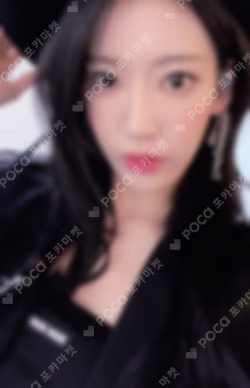 LE SSERAFIM SAKURA photocard image