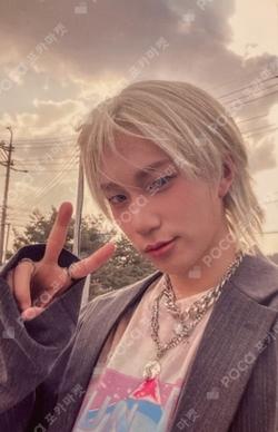 DUH! U.S. Exclusive THEO photocard image