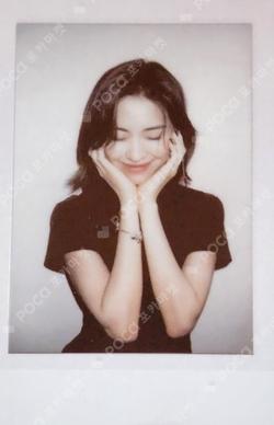 CHESHIRE Barnes & Noble Exclusive RYUJIN photocard image