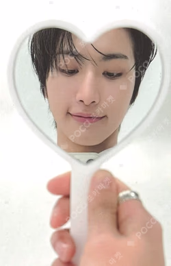 ATEEZ 2025 WORLD TOUR [IN YOUR FANTASY] IN INCHEON RANDOM PHOTOCARD PACK