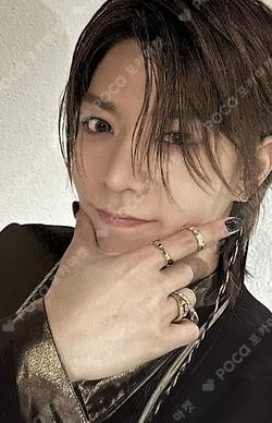 Fact Check Exhibit Ver. Walmart Exclusive YUTA photocard image