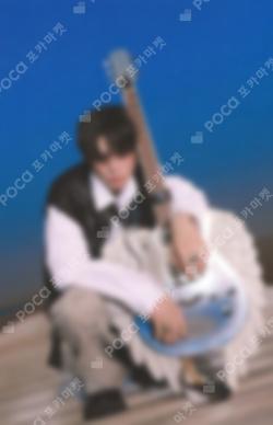 minisode 3: TOMORROW Barnes & Noble Exclusive YEONJUN photocard image