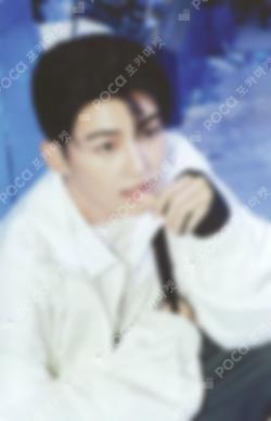 Last Bell Barnes & Noble Exclusive JIHOON photocard image
