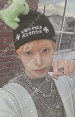 HOUSE OF TRICKY : SPUR Walmart Exclusive YECHAN photocard image