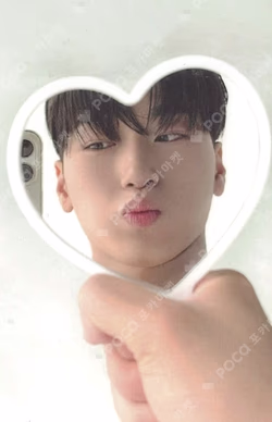 ATEEZ 2025 WORLD TOUR [IN YOUR FANTASY] IN INCHEON RANDOM PHOTOCARD PACK