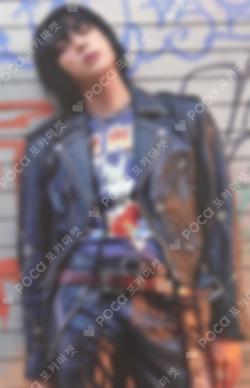 Echo YES24 Jin photocard image