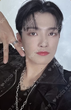 ATEEZ WORLD TOUR [THE FELLOWSHIP : BREAK THE WALL] IN SEOUL SAILOR PACKAGE