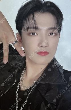 ATEEZ WORLD TOUR [THE FELLOWSHIP : BREAK THE WALL] IN SEOUL SAILOR PACKAGE HONGJOONG photocard image