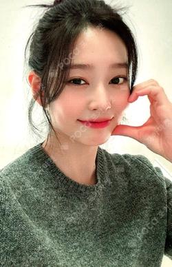 2024 SEASON's GREETINGS : Anywhere WITHMUU KIMMINJU photocard image