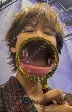 Essence of Reverie hello82 POP-UP Exclusive BAEKHYUN photocard image