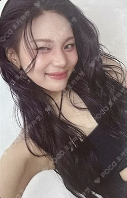 2025 VIVIZ WORLD TOUR [NEW LEGACY] in SEOUL TRADING CARD UMJI photocard image