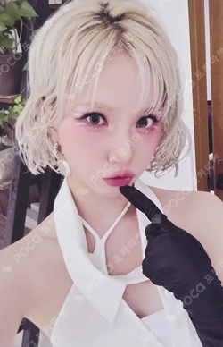 2025 VIVIZ WORLD TOUR [NEW LEGACY] in SEOUL TRADING CARD